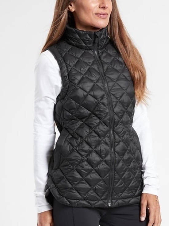 Athleta Jackets & Blazers - Athleta Whisper Featherless Puff Cinch Waist Quilted Vest jacket Black Medium